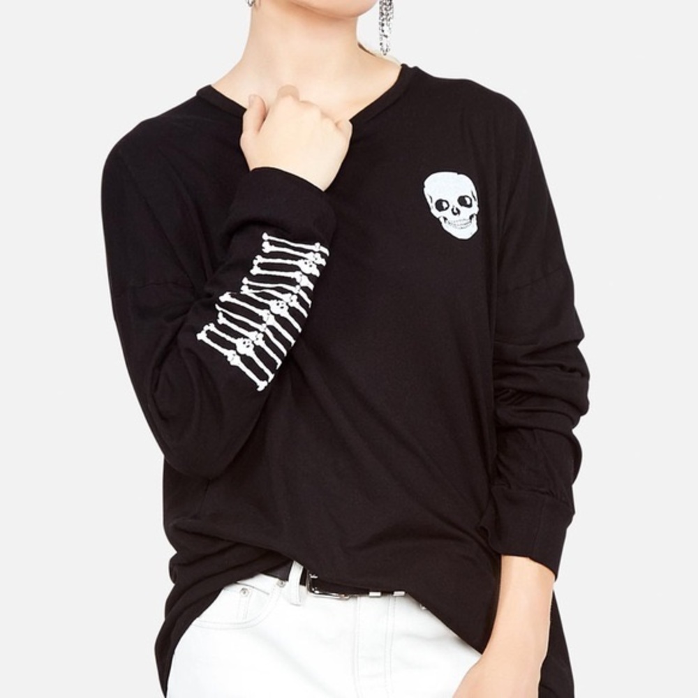 Lauren Moshi Lassie Skull Bones Shirt